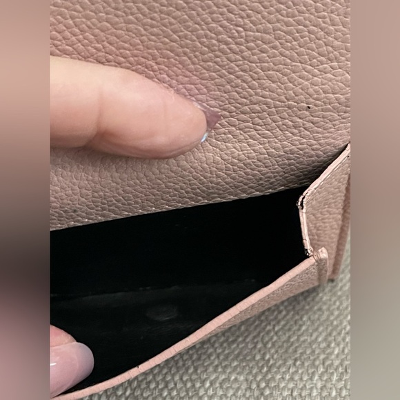 ⭐️COA⭐️SAiNT LAURENT “DISTRESSED” LiL PiNK TRiFOLD WALLET💕💥FULL iNCLUSiON💥💕 - Picture 4 of 12